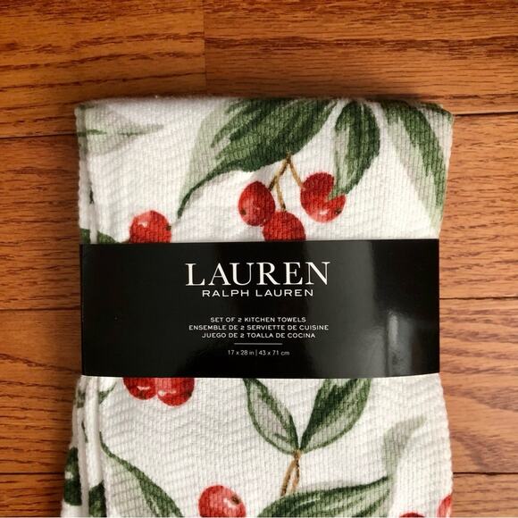 Ralph Lauren set of Two Kitchen Towels White Red Cherry Print 100% Cotton NWT - Picture 2 of 7